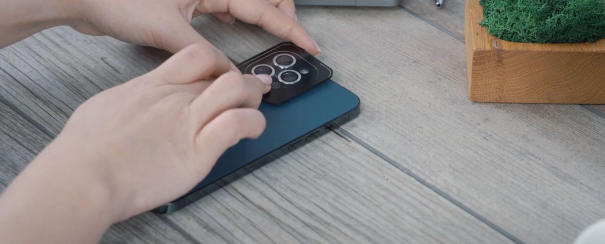 Kaip uždėti stiklą ant kameros? Hibridinio ir grūdinto stiklo montavimas