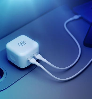 czy-ladowarka-po-oldaczeniu-telefonu-pobiera-prad-2